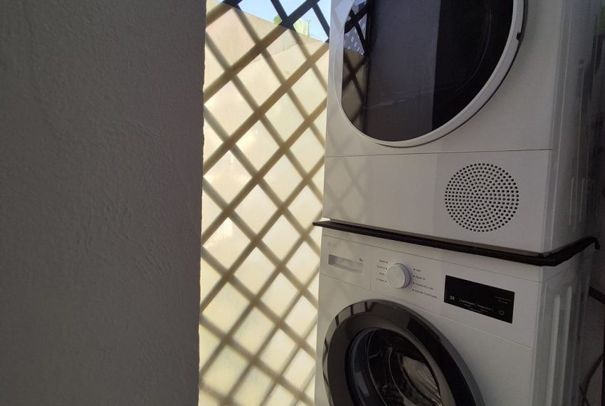 R5227660-Apartment-For-Sale-The-Golden-Mile-Duplex-3-Beds-117-Built-16