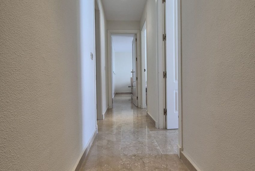 R5227660-Apartment-For-Sale-The-Golden-Mile-Duplex-3-Beds-117-Built-2