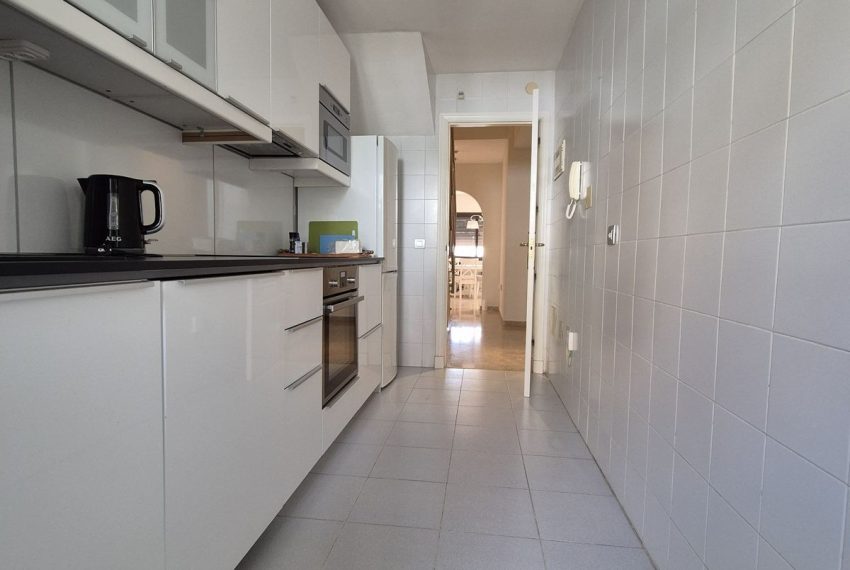 R5227660-Apartment-For-Sale-The-Golden-Mile-Duplex-3-Beds-117-Built-5