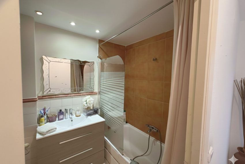 R5230666-Apartment-For-Sale-Marbella-Middle-Floor-Apartment-3-Beds-101-Built-9