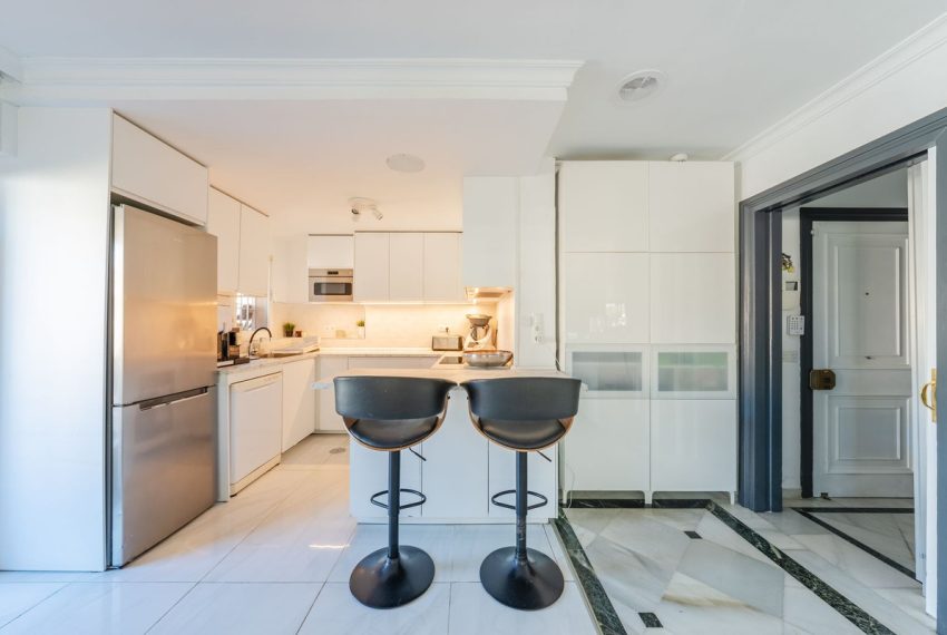 R5232337-Apartment-For-Sale-Marbella-Middle-Floor-Apartment-3-Beds-66-Built-2