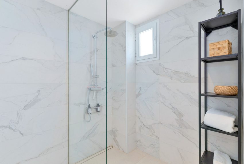 R5232568-Apartment-For-Sale-Nueva-Andalucia-Penthouse-Duplex-3-Beds-121-Built-13