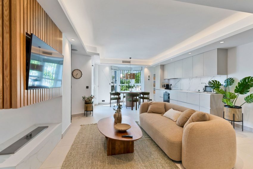 R5232568-Apartment-For-Sale-Nueva-Andalucia-Penthouse-Duplex-3-Beds-121-Built-3