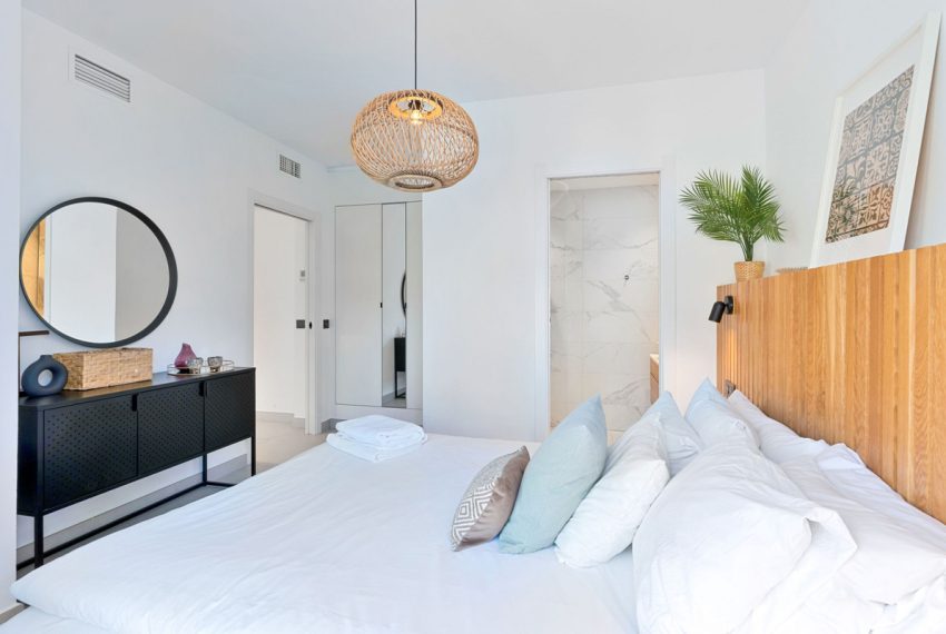 R5232568-Apartment-For-Sale-Nueva-Andalucia-Penthouse-Duplex-3-Beds-121-Built-8