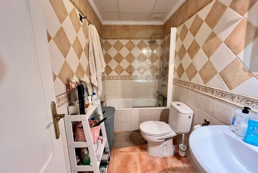 R5232757-Apartment-For-Sale-Marbella-Ground-Floor-Apartment-2-Beds-84-Built-14