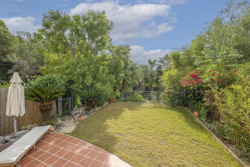 R5233384-House-For-Sale-Istan-Townhouse-3-Beds-175-Built-13