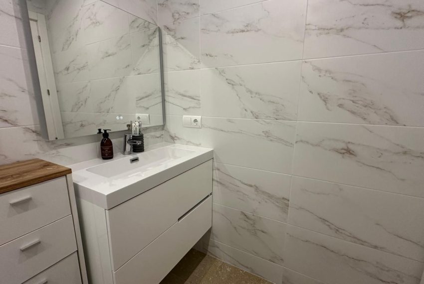 R5234650-Apartment-For-Sale-The-Golden-Mile-Middle-Floor-Apartment-2-Beds-89-Built-11