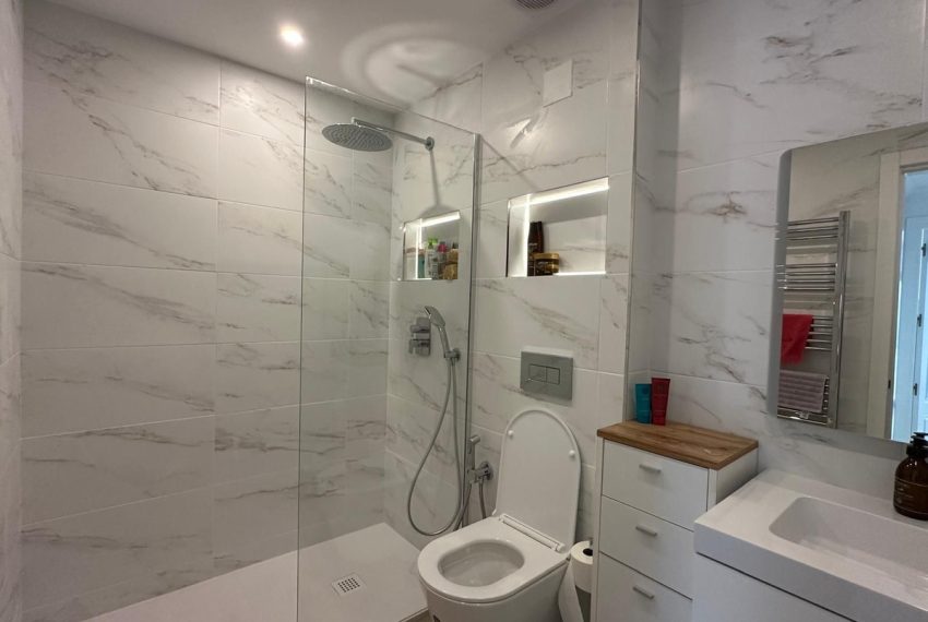 R5234650-Apartment-For-Sale-The-Golden-Mile-Middle-Floor-Apartment-2-Beds-89-Built-13