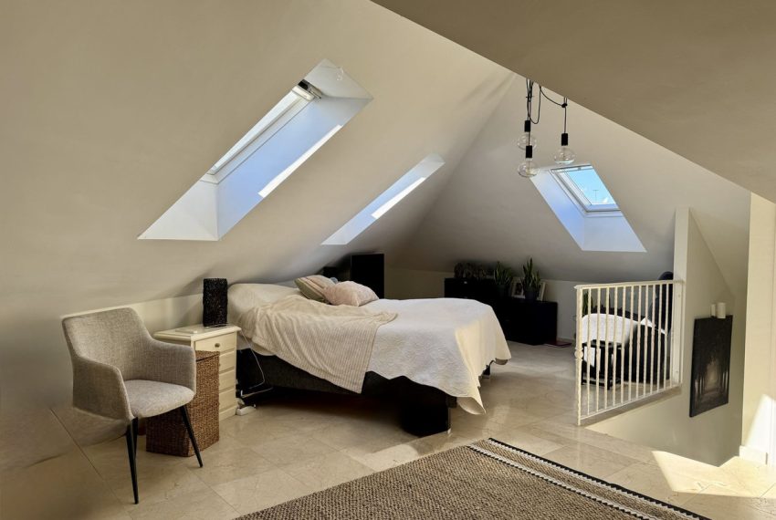 R5235703-Apartment-For-Sale-San-Pedro-de-Alcantara-Penthouse-Duplex-1-Beds-134-Built-10