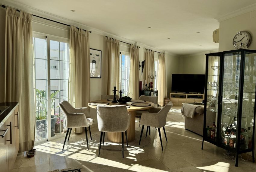 R5235703-Apartment-For-Sale-San-Pedro-de-Alcantara-Penthouse-Duplex-1-Beds-134-Built