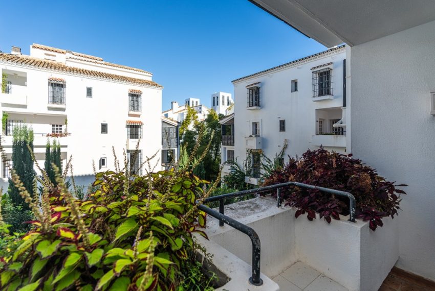 R5235802-Apartment-For-Sale-Marbella-Middle-Floor-Apartment-4-Beds-175-Built-1