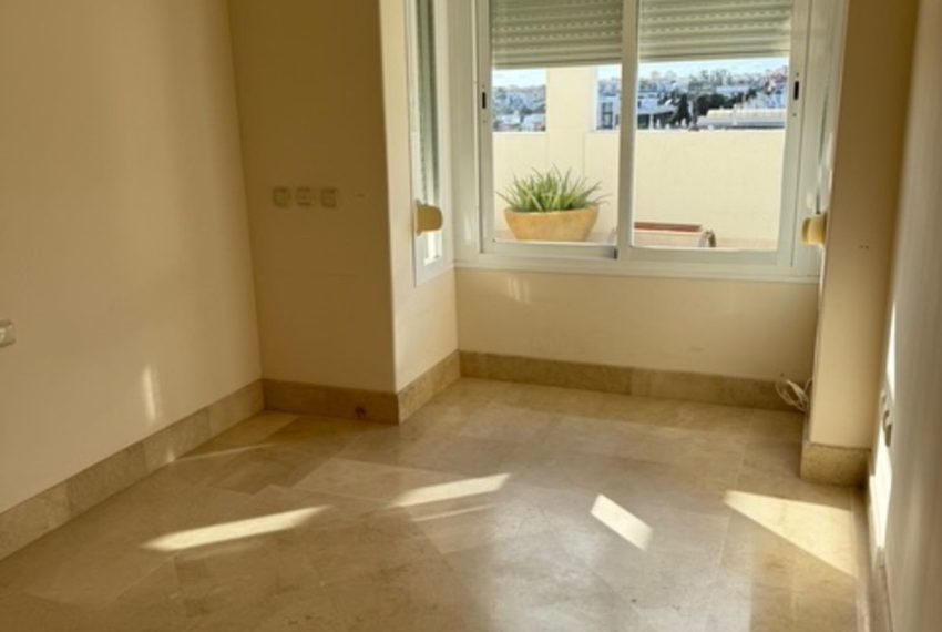 R5236096-Apartment-For-Sale-Nueva-Andalucia-Penthouse-3-Beds-161-Built-6