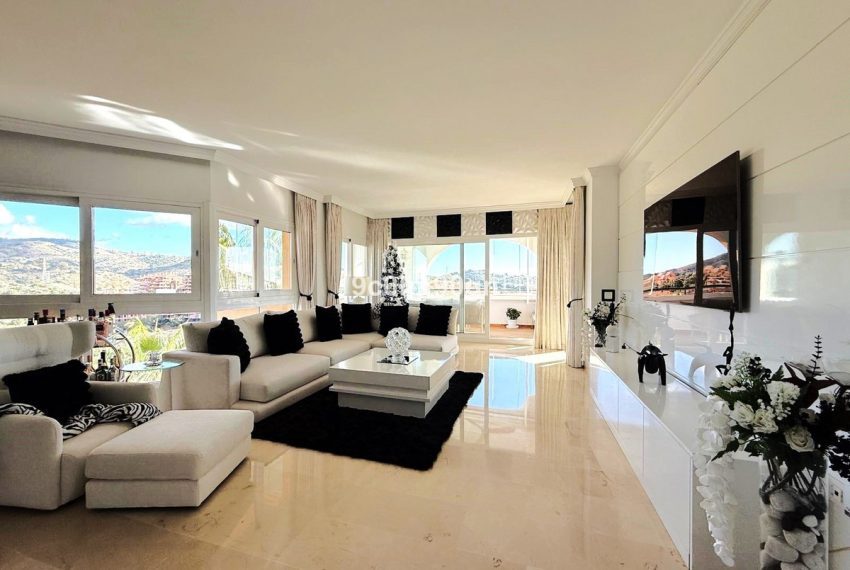 R5236279-Apartment-For-Sale-Elviria-Penthouse-2-Beds-141-Built-10