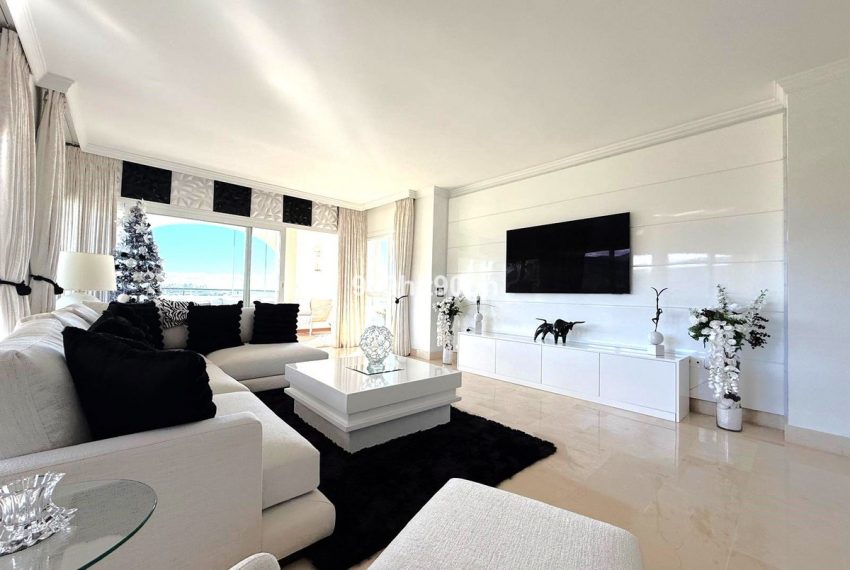 R5236279-Apartment-For-Sale-Elviria-Penthouse-2-Beds-141-Built-8
