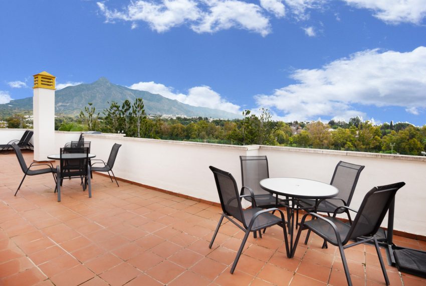 R5236423-Apartment-For-Sale-Nueva-Andalucia-Penthouse-2-Beds-93-Built-11