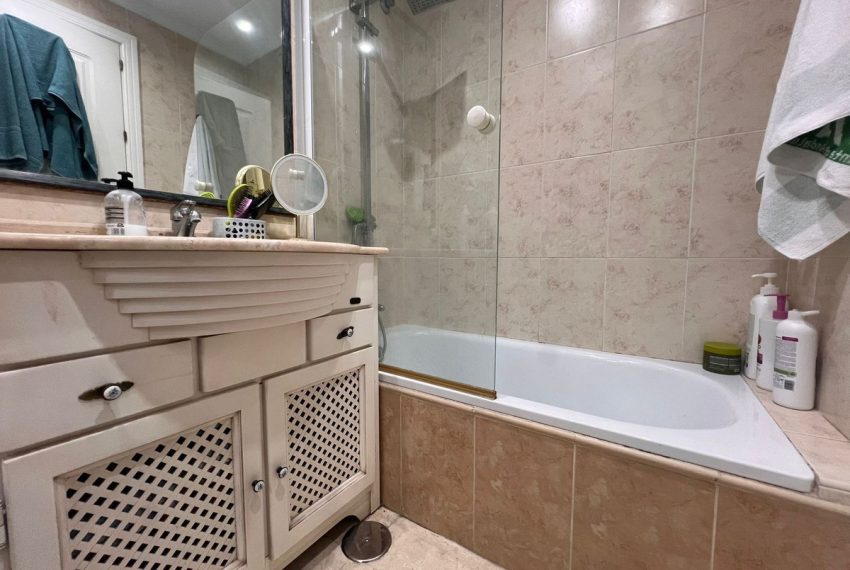 R5236585-Apartment-For-Sale-Marbella-Middle-Floor-Apartment-3-Beds-84-Built-11