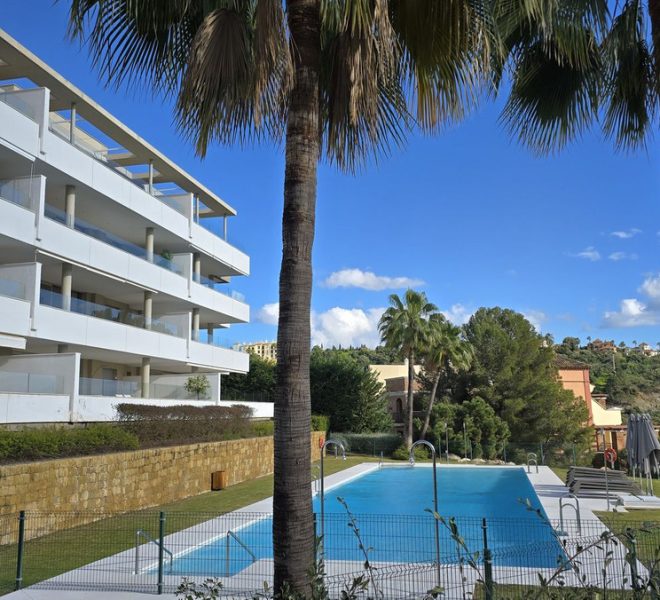 R5236636-Image 1-Ground Floor Apartment - 3 Beds - 130 Built