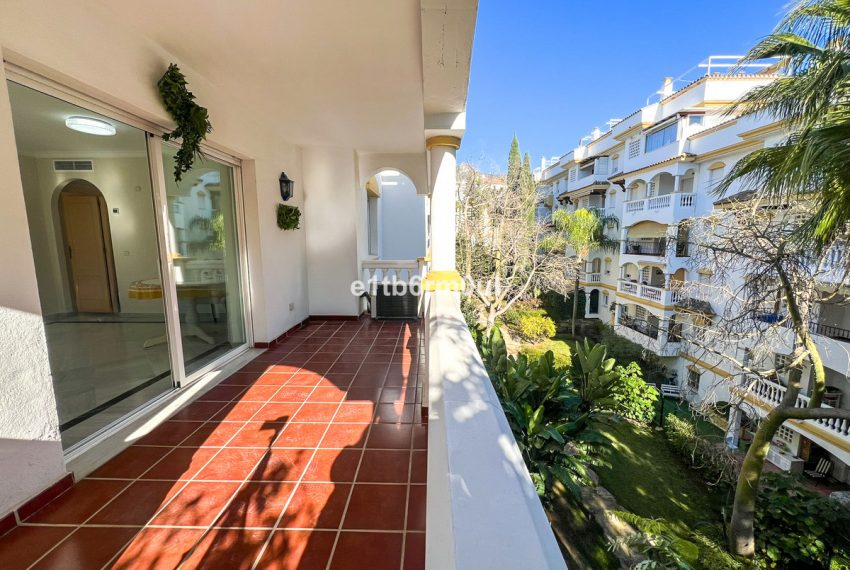 R5236693-Apartment-For-Sale-The-Golden-Mile-Middle-Floor-Apartment-2-Beds-94-Built-2