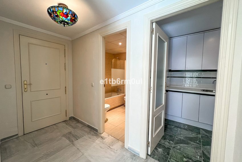 R5236693-Apartment-For-Sale-The-Golden-Mile-Middle-Floor-Apartment-2-Beds-94-Built-4