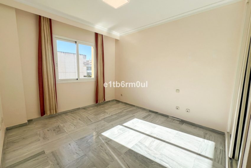 R5236693-Apartment-For-Sale-The-Golden-Mile-Middle-Floor-Apartment-2-Beds-94-Built-8