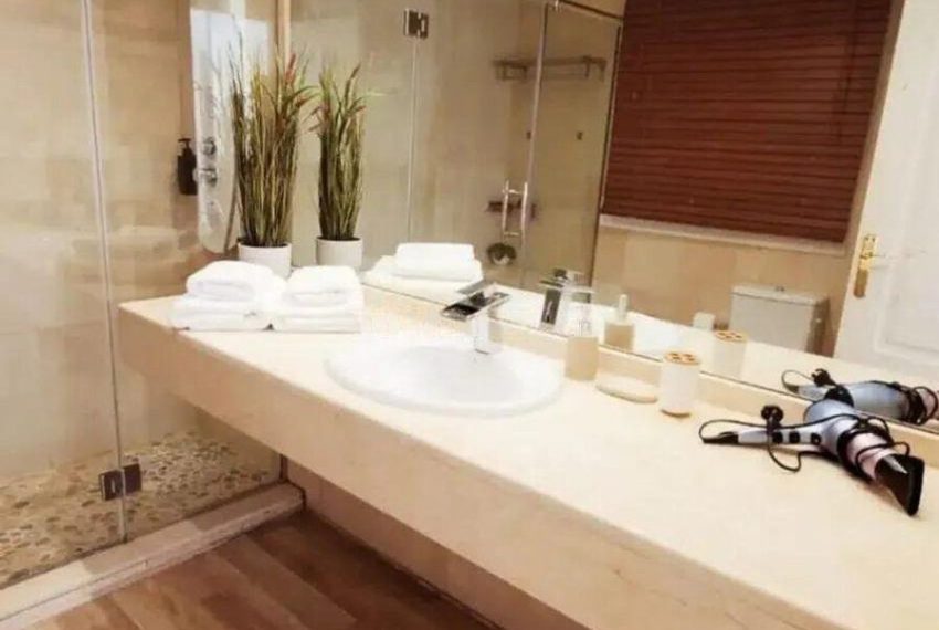 R5236918-Apartment-For-Sale-The-Golden-Mile-Ground-Floor-Apartment-2-Beds-105-Built-19