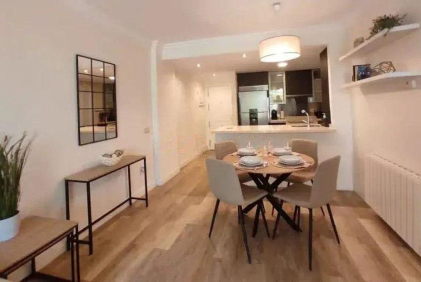 R5236918-Apartment-For-Sale-The-Golden-Mile-Ground-Floor-Apartment-2-Beds-105-Built-2