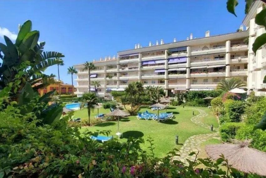 R5236918-Apartment-For-Sale-The-Golden-Mile-Ground-Floor-Apartment-2-Beds-105-Built