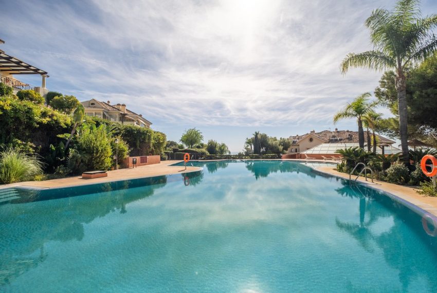 R5236942-Apartment-For-Sale-Marbella-Penthouse-Duplex-4-Beds-264-Built-1