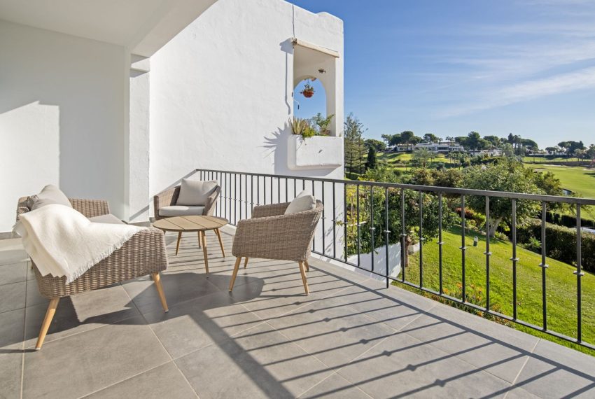 R5237032-House-For-Sale-Nueva-Andalucia-Semi-Detached-House-4-Beds-141-Built-6