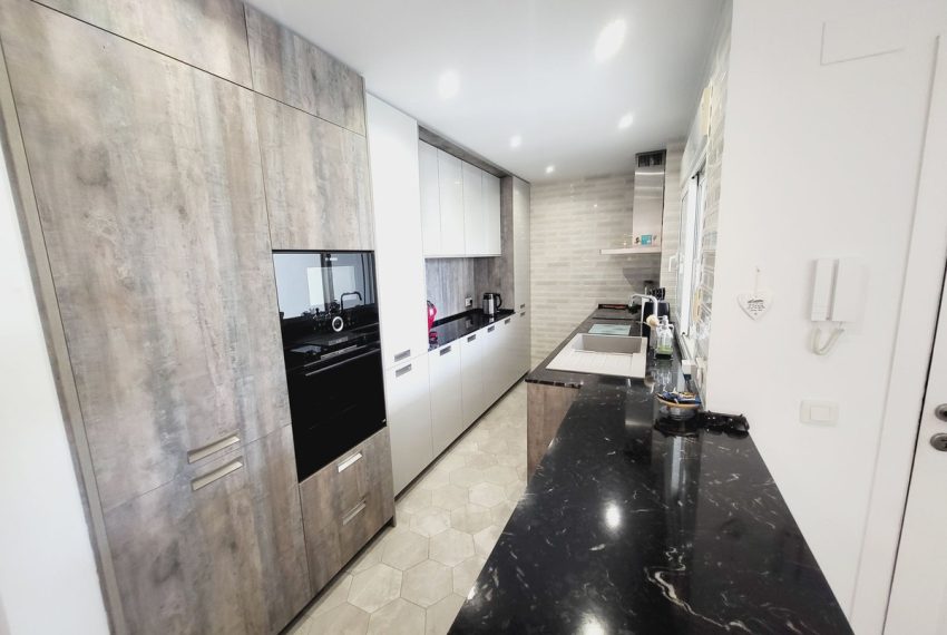 R5237455-Apartment-For-Sale-Miraflores-Penthouse-2-Beds-115-Built-1