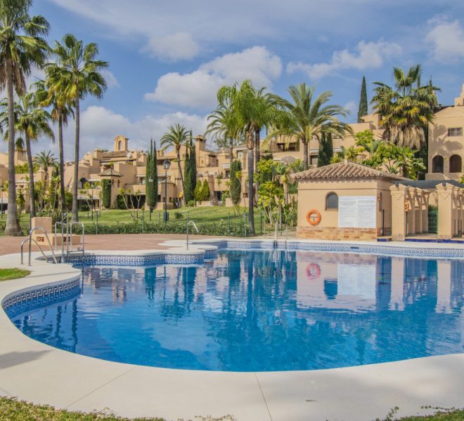 R5237608-Image 1-Ground Floor Apartment - 2 Beds - 131 Built