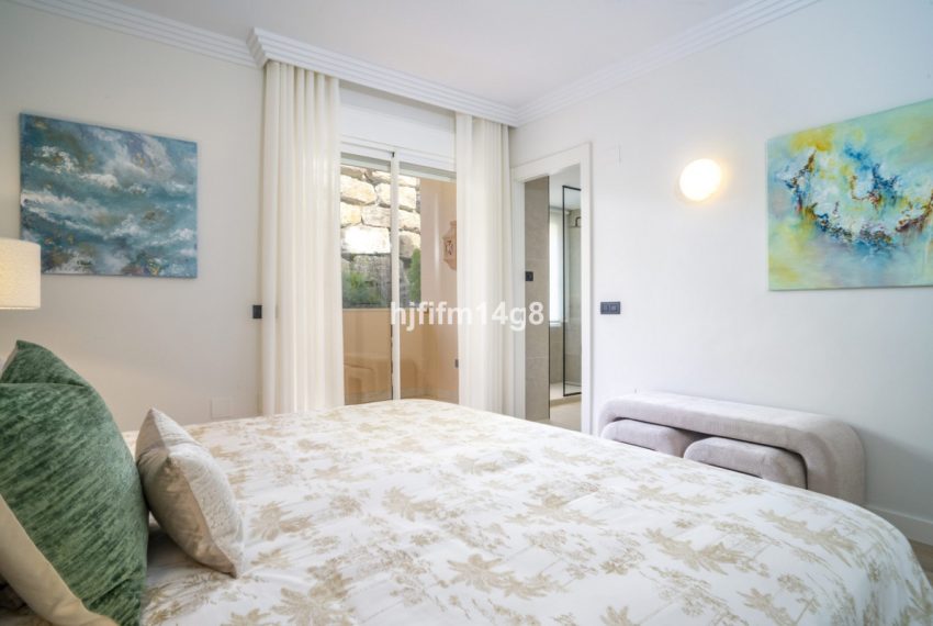 R5237755-Apartment-For-Sale-Nueva-Andalucia-Middle-Floor-Apartment-4-Beds-286-Built-15