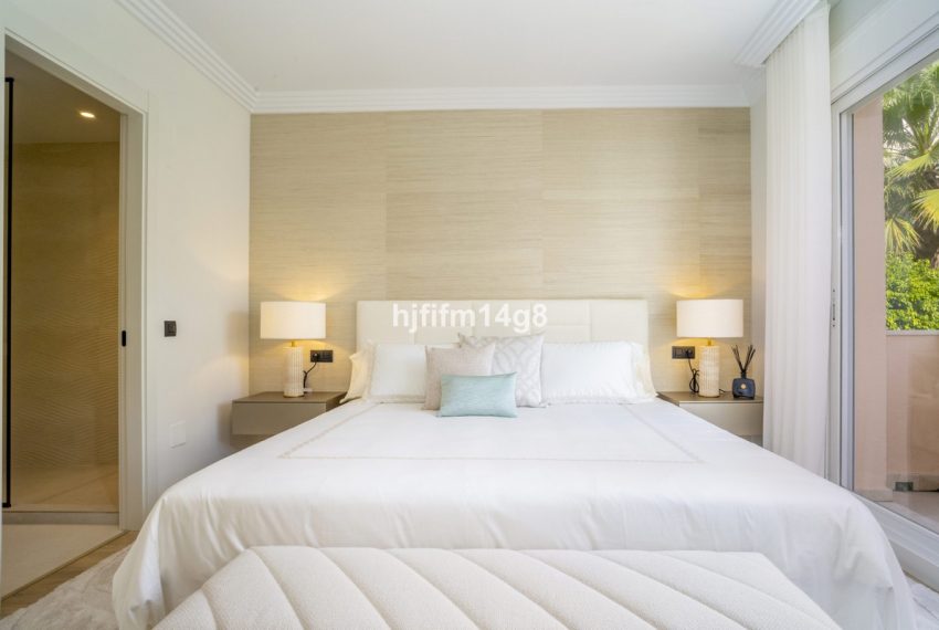 R5237755-Apartment-For-Sale-Nueva-Andalucia-Middle-Floor-Apartment-4-Beds-286-Built-19