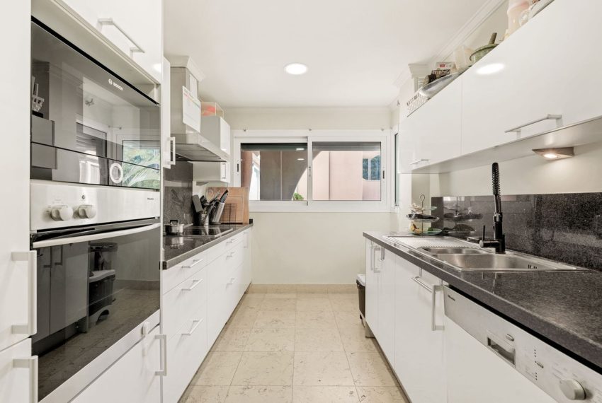 R5238835-Apartment-For-Sale-Nueva-Andalucia-Middle-Floor-Apartment-2-Beds-129-Built-8