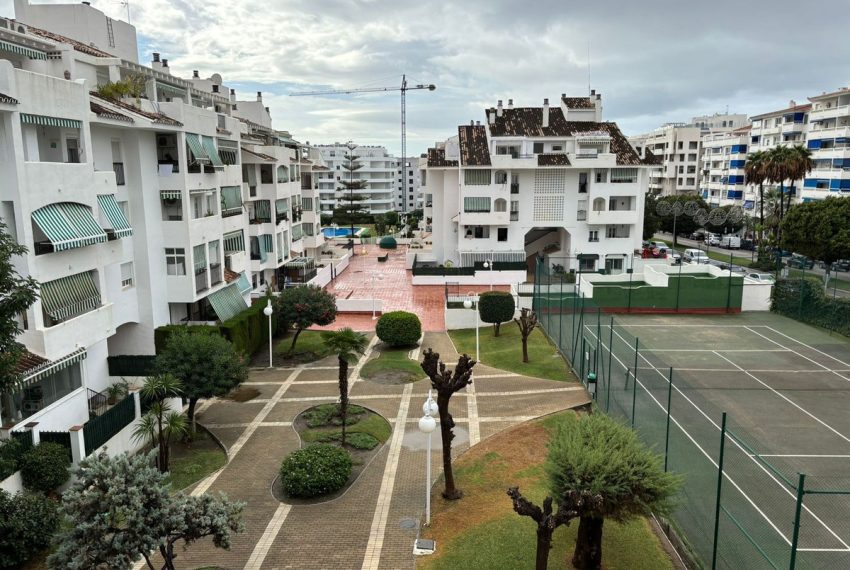 R5241832-Apartment-For-Sale-Nueva-Andalucia-Middle-Floor-Apartment-3-Beds-90-Built-1
