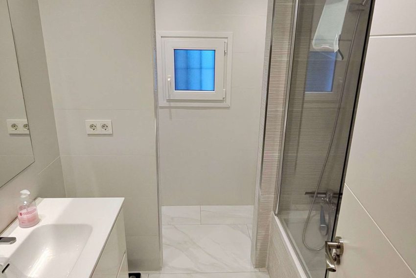 R5241850-Apartment-For-Sale-Puerto-Banus-Ground-Floor-Apartment-2-Beds-135-Built-9