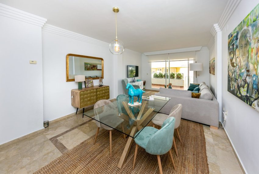 R5241865-Apartment-For-Sale-Nueva-Andalucia-Ground-Floor-Apartment-1-Beds-84-Built-2