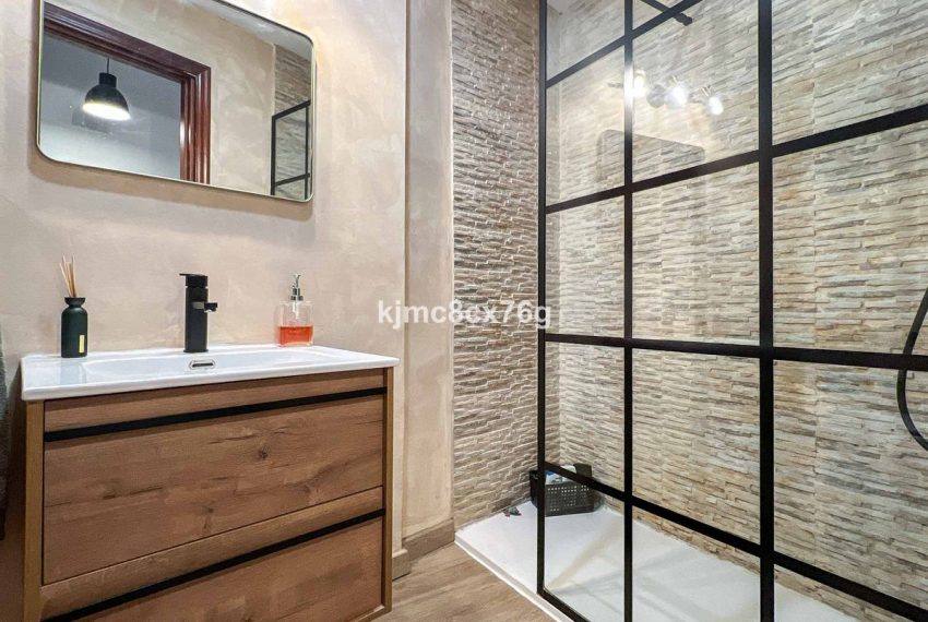 R5241886-Apartment-For-Sale-Marbella-Top-Floor-Apartment-3-Beds-106-Built-16