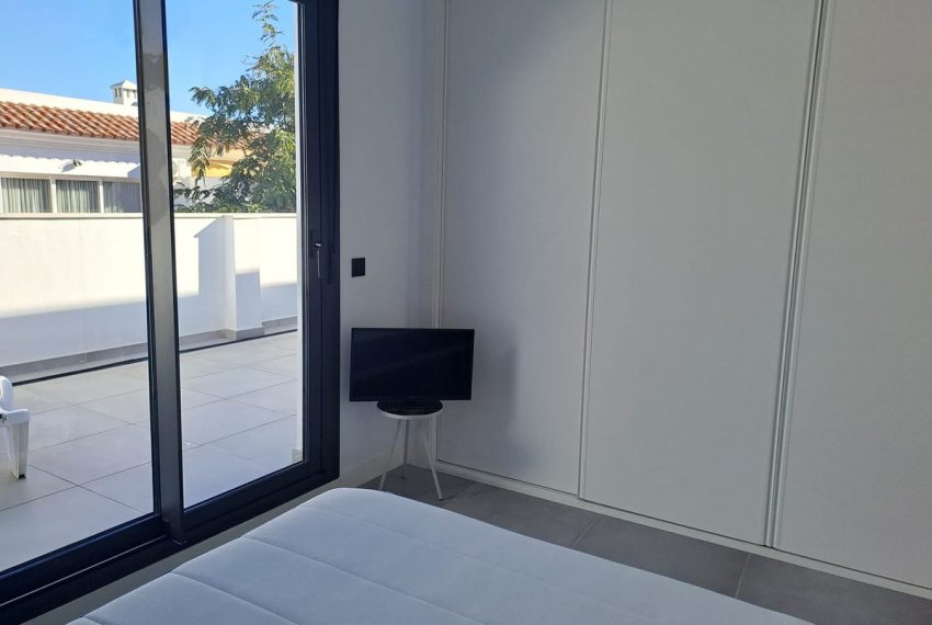 R5241892-Apartment-For-Sale-Cancelada-Penthouse-2-Beds-84-Built-15