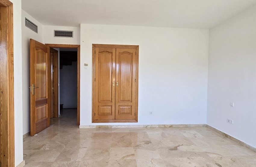 R5241973-Apartment-For-Sale-Nueva-Andalucia-Penthouse-3-Beds-128-Built-15