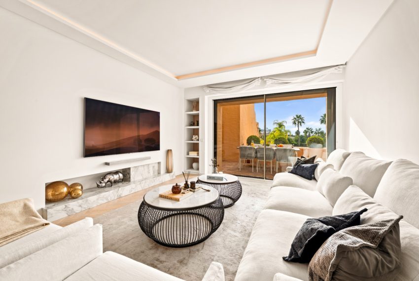 R5242852-Apartment-For-Sale-Benahavis-Penthouse-Duplex-3-Beds-287-Built-1