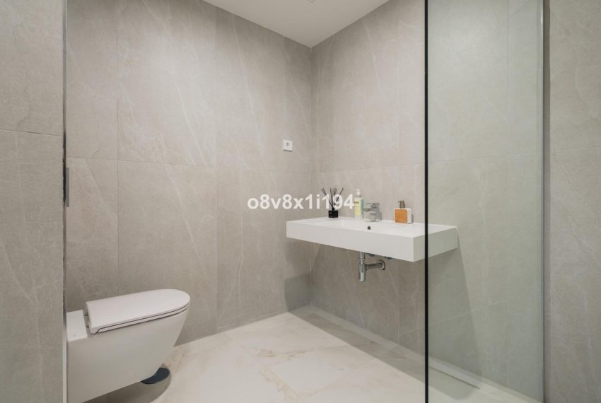 R5244028-Apartment-For-Sale-Estepona-Penthouse-2-Beds-274-Built-16