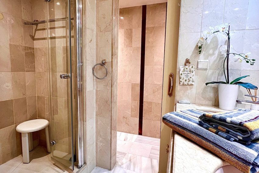 R5244574-Apartment-For-Sale-Bel-Air-Penthouse-2-Beds-146-Built-10