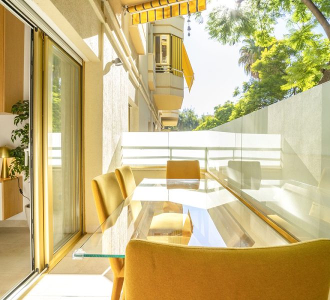 R5245288-Image 1-Middle Floor Apartment - 2 Beds - 82 Built