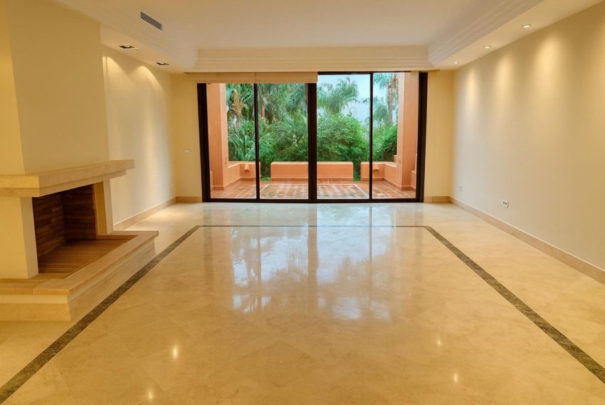 R5245336-Apartment-For-Sale-Nueva-Andalucia-Ground-Floor-Apartment-3-Beds-151-Built-1