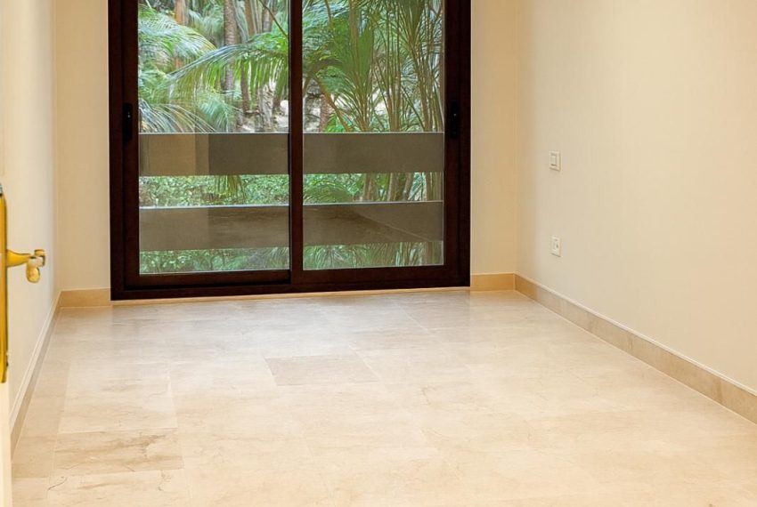 R5245336-Apartment-For-Sale-Nueva-Andalucia-Ground-Floor-Apartment-3-Beds-151-Built-4