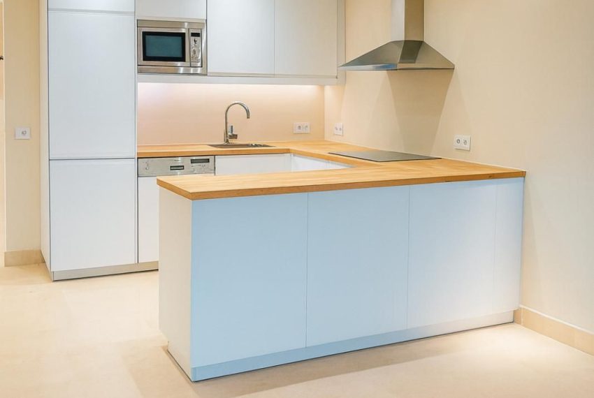 R5245336-Apartment-For-Sale-Nueva-Andalucia-Ground-Floor-Apartment-3-Beds-151-Built