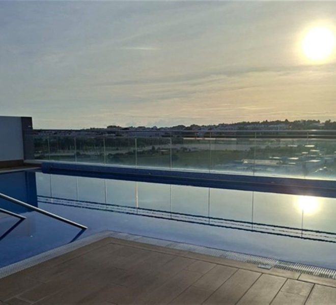 R5245453-Image 1-Middle Floor Apartment - 2 Beds - 88 Built