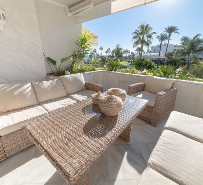 R5245720-Image 1-Middle Floor Apartment - 2 Beds - 120 Built