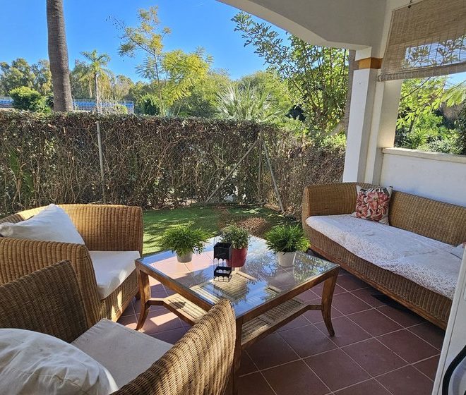 R5246008-Image 1-Ground Floor Apartment - 3 Beds - 93 Built